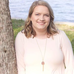 Meet your Posher, Abigail